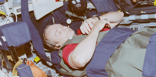 astronaut-nap